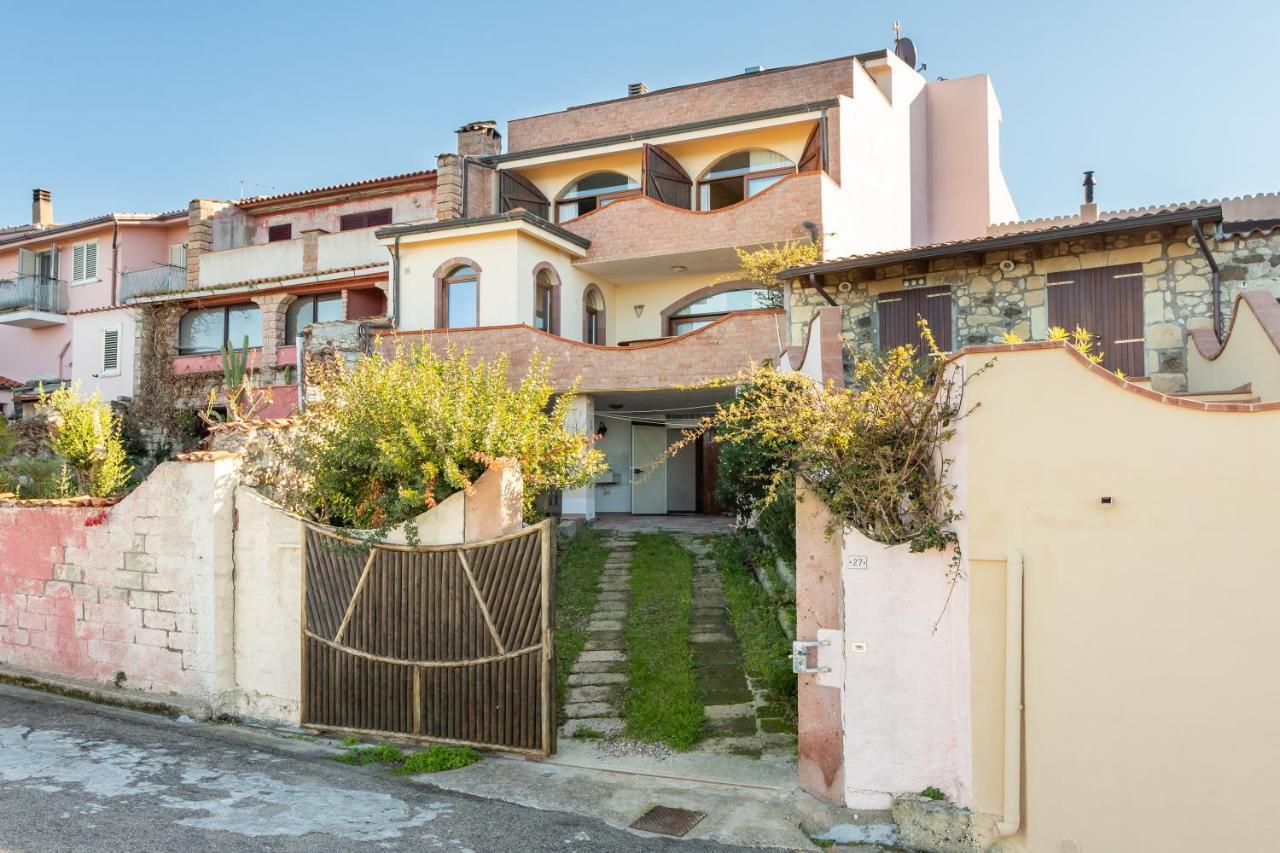 Casa Vista Mare Bosa/Магомадас Экстерьер фото